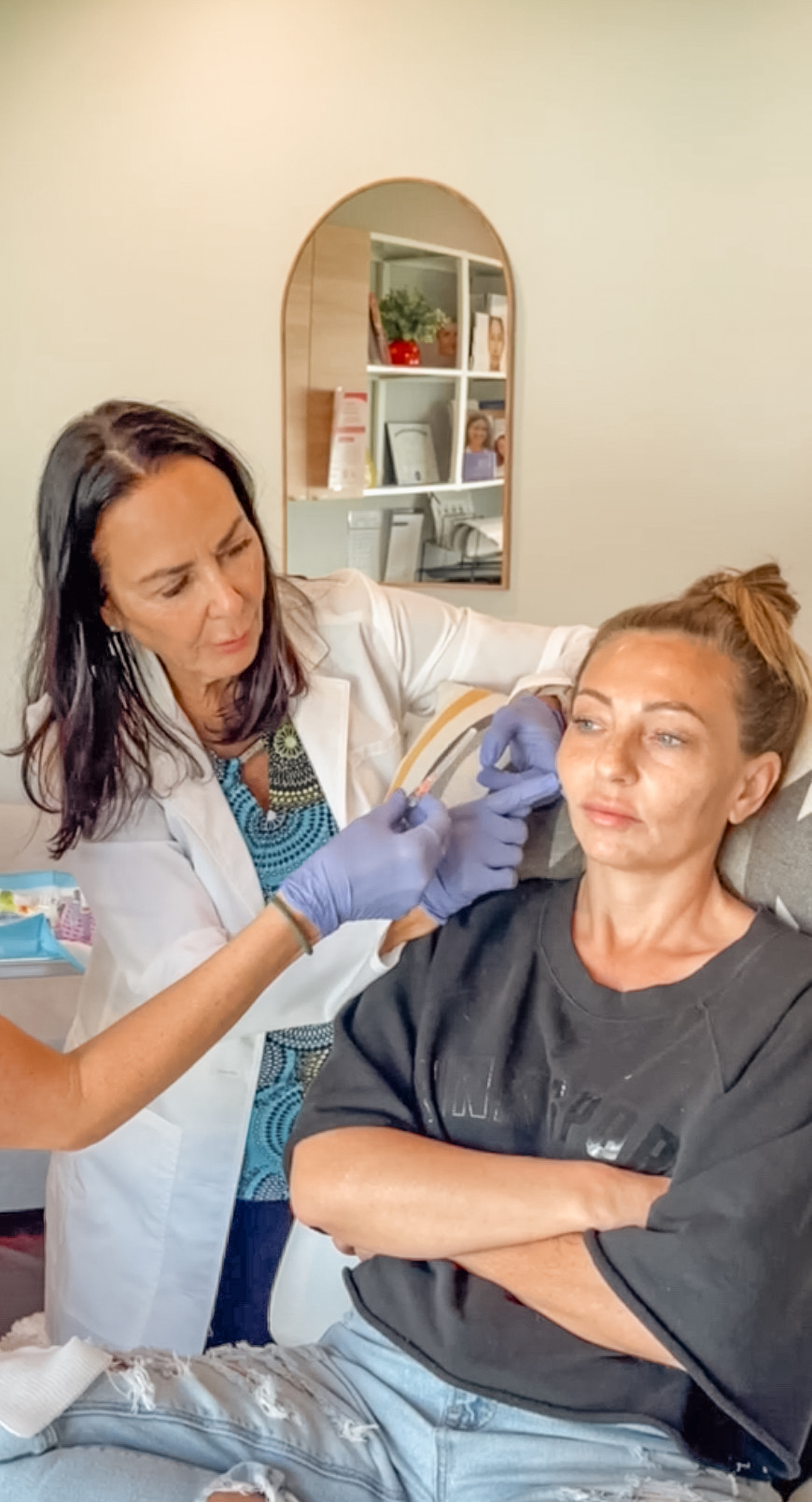 Students learning injection techniques at AURSPA located near Middleburg, Orange Park, and Fleming Island, Fl